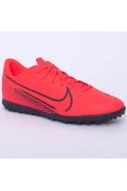 CHUTEIRA SOCIETY NIKE MERCURIAL VAPOR 13 CLUB TF MASCULINA - Vermelho/preto