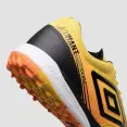 CHUTEIRA UMBRO ADAMANT MASTER CLASS PRO BUMP SOCIETY - Amarelo/preto CHUTEIRA UMBRO ADAMANT MASTER CLASS PRO BUMP SOCIETY - Amarelo/preto