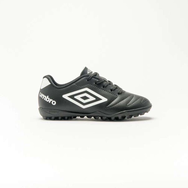 CHUTEIRA UMBRO SOCIETY CLASS 2.2 JR INFANTIL - Preto/branco