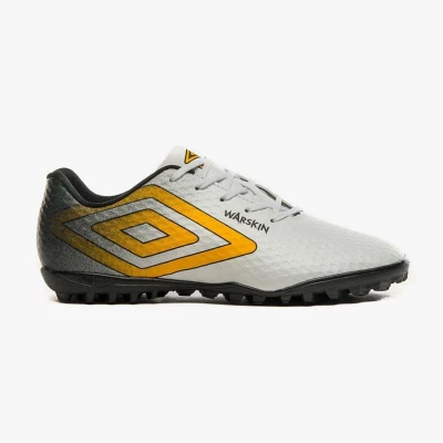CHUTEIRA UMBRO SOCIETY WARSKIN - Branco/preto CHUTEIRA UMBRO SOCIETY WARSKIN - Branco/preto