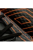 CHUTEIRA UMBRO SOCIETY WARSKIN - Preto/laranja CHUTEIRA UMBRO SOCIETY WARSKIN - Preto/laranja