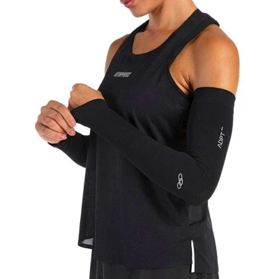 MANGUITO OLYMPIKUS CORRE UNISSEX - Preto/prata