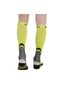 MEIA ASICS COMPRESSÃO RALLY KNEE HIGH - Preto/verde