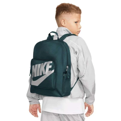 MOCHILA NIKE CLASSIC INFANTIL - Verde/prata