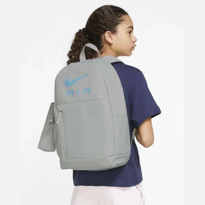 MOCHILA NIKE ELEMENTAL 20 LITROS INFANTIL - Cinza