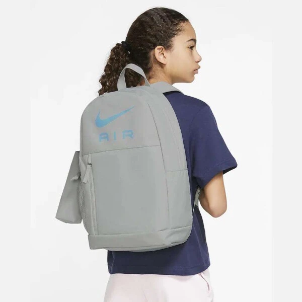 MOCHILA NIKE ELEMENTAL 20 LITROS INFANTIL - Cinza