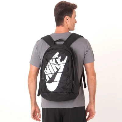 MOCHILA NIKE HAYWARD 2.0 - Preto/branco