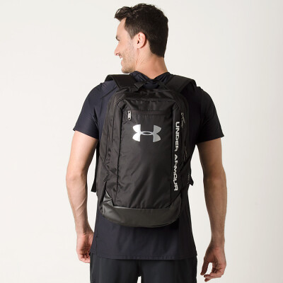 MOCHILA UNDER ARMOUR HUSTLE - Preto/prata