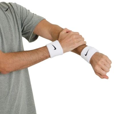 MUNHEQUEIRA NIKE PEQUENA SWOOSH WEISTBAND - Branco/preto