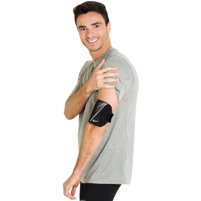 PORTA ACESSÓRIO NIKE LW RUNNING ARM WALLET/PHONE - Preto/branco