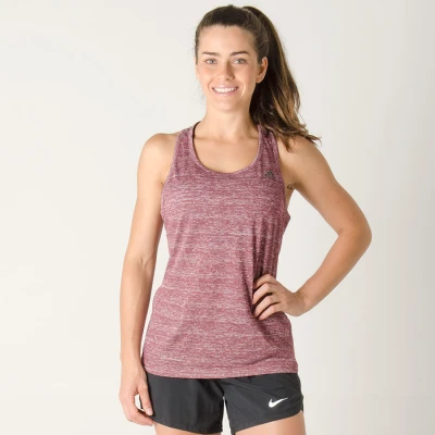 REGATA ADIDAS RUN FEMININA - Bordo REGATA ADIDAS RUN FEMININA - Bordo