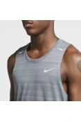 REGATA NIKE DRI-FIT MILER MASCULINA - Grafite