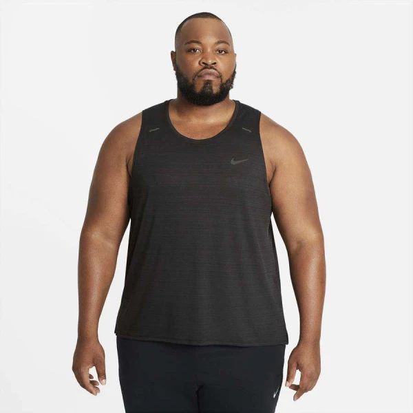 REGATA NIKE DRI-FIT MILER MASCULINA - Preto