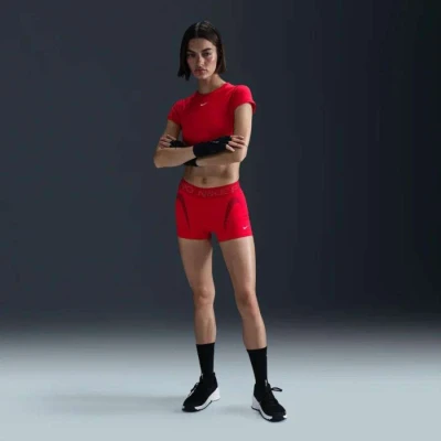 SHORTS NIKE PRO MID RISE 3 FEMININO - Vermelho