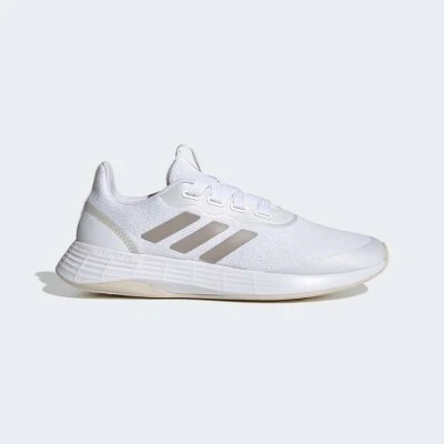 TENIS ADIDAS QT RACER SPORT FEMININO - Branco/bege TENIS ADIDAS QT RACER SPORT FEMININO - Branco/bege