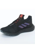 TÊNIS ADIDAS SENSEBOOST GO FEMININO - Preto/roxo TÊNIS ADIDAS SENSEBOOST GO FEMININO - Preto/roxo