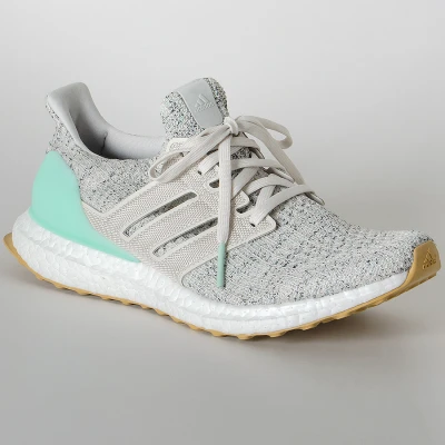 TÊNIS ADIDAS ULTRA BOOST FEMININO - Bege/verde TÊNIS ADIDAS ULTRA BOOST FEMININO - Bege/verde