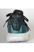 TÊNIS ADIDAS ULTRABOOST PARLEY FEMININO - Preto/branco TÊNIS ADIDAS ULTRABOOST PARLEY FEMININO - Preto/branco