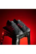 TÊNIS ADIDAS VL COURT AUDI REVOLUT F1 TEAM - Grafite/vermelho TÊNIS ADIDAS VL COURT AUDI REVOLUT F1 TEAM - Grafite/vermelho