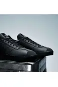 TÊNIS ADIDAS VL COURT MERCEDES AMG UNISSEX - Preto TÊNIS ADIDAS VL COURT MERCEDES AMG UNISSEX - Preto