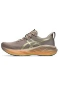 TENIS ASICS NOVABLAST 5 LUXE MASCULINO - Bege/dourado
