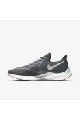 TÊNIS DE CORRIDA NIKE ZOOM WINFLO 6 MASCULINO - Grafite/dourado