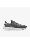 TÊNIS DE CORRIDA NIKE ZOOM WINFLO 6 MASCULINO - Grafite/dourado