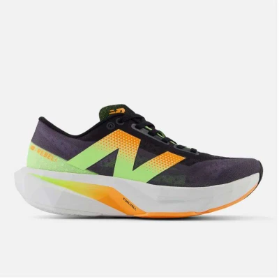 TÊNIS NEW BALANCE FUELCELL REBEL V4 FEM - Preto/verde