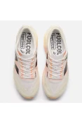 TENIS NEW BALANCE FUELCELL SUPERCOMP ELITE V4 MASCULINO - Bege/laranja