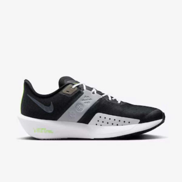 TÊNIS NIKE AIR ZOOM RIVAL FLY 4 MASCULINO - Preto/branco