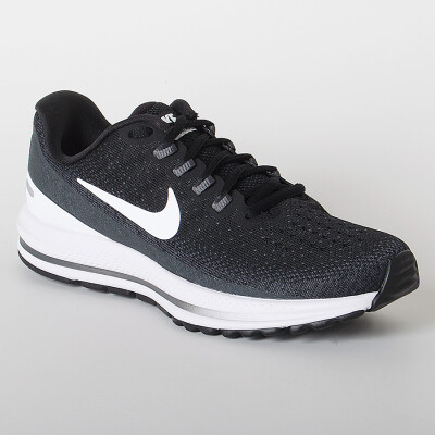 TÊNIS NIKE AIR ZOOM VOMERO 13 FEMININO - Preto/branco