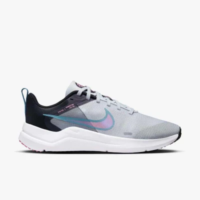 TÊNIS NIKE DOWNSHIFTER 12 FEMININO - Cinza/rosa