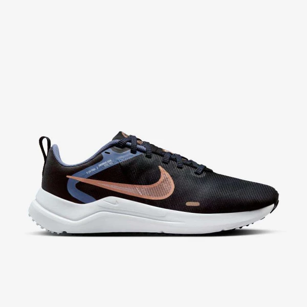 TÊNIS NIKE DOWNSHIFTER 12 FEMININO - Preto/dourado
