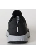 TÊNIS NIKE LEGEND REACT FEMININO - Preto/dourado