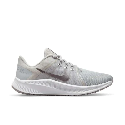 TÊNIS NIKE QUEST 4 PREMIUM FEMININO - Cinza/branco TÊNIS NIKE QUEST 4 PREMIUM FEMININO - Cinza/branco