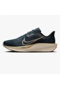 TÊNIS NIKE QUEST 6 MASCULINO - Marinho/bege