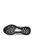 TÊNIS NIKE REVOLUTION 6 NEXT NATURE FEMININO - Preto/branco TÊNIS NIKE REVOLUTION 6 NEXT NATURE FEMININO - Preto/branco
