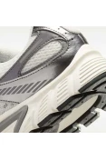 TÊNIS NIKE V5 RNR MASCULINO HJ5228 - Branco/cinza
