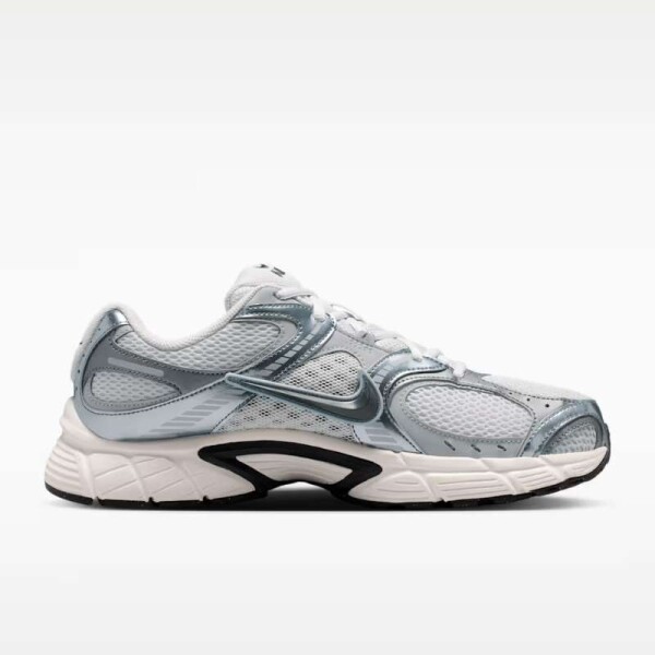 TÊNIS NIKE V5 RNR MASCULINO HJ5228 - Cinza/prata