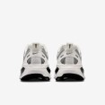 TÊNIS NIKE VOMERO 18 RR MASCULINO - Branco/cinza TÊNIS NIKE VOMERO 18 RR MASCULINO - Branco/cinza