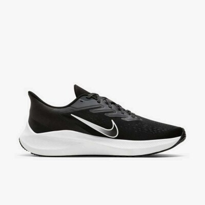 TÊNIS PARA CORRIDA NIKE AIR ZOOM WINFLO 7 MASCULINO - Preto/branco