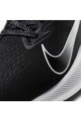 TÊNIS PARA CORRIDA NIKE AIR ZOOM WINFLO 7 MASCULINO - Preto/branco